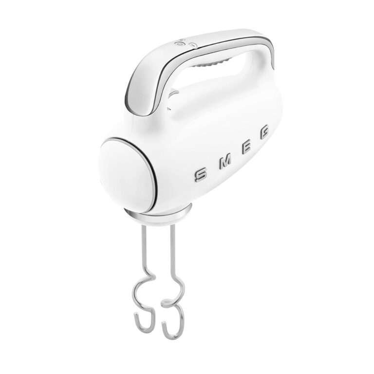 SMEG White 50's Retro Style Electric Hand Mixer with Set of Dough Hooks, Set of Beaters, and Set of Whisks - Image 6