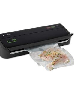 FoodSaver Vacuum Sealer Machine with Starter Vacuum Seal Bags & Rolls