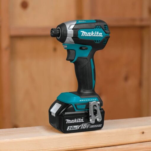 Makita XDT131 18V LXT® Lithium-Ion Brushless Cordless Impact Driver Kit (3.0Ah) - Image 4