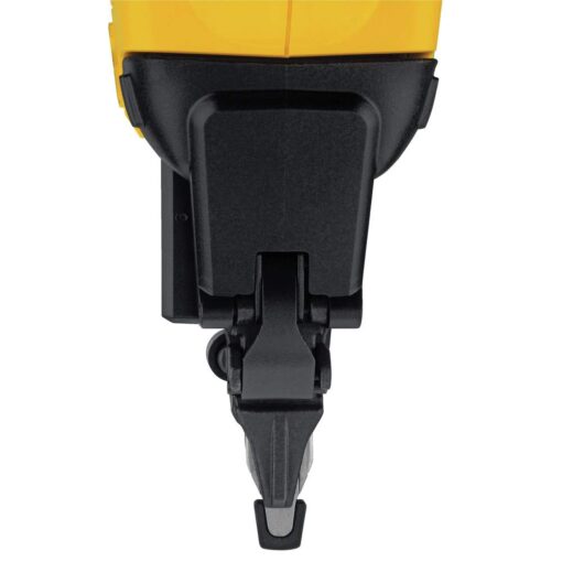 DEWALT 20V MAX* Cordless Brad Nailer Kit, 18GA (DCN680D1) - Image 2