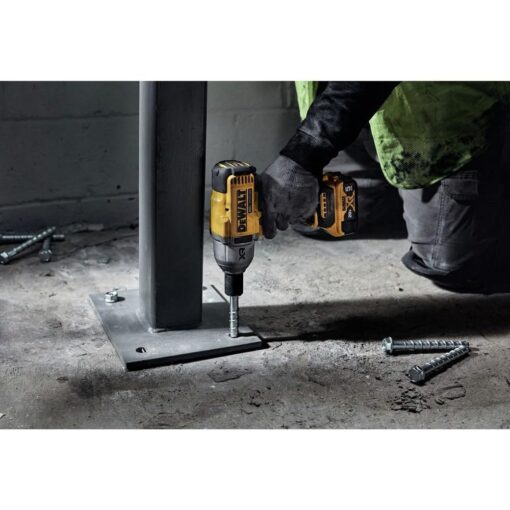 DEWALT 20V MAX Cordless Impact Wrench, 1/2 in., Bare Tool Only (DCF900B) - Image 3