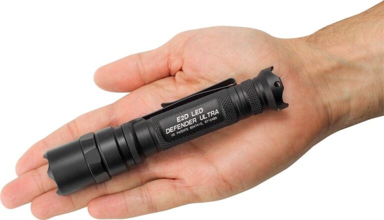 SureFire E2D Defender Ultra (E2DLU-A) 1000 Lumens Dual-Output Tactical Flashlight LED - Bundle with 4 Extra CR123A Batteries and Battery Case - Tailcap Click Switch Light, EDC Defense Flashlights - Image 6