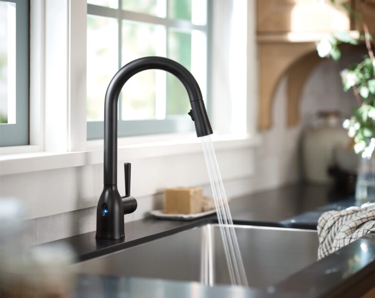 Moen Adler Matte Black Motionsense Wave Sensor Touchless One Handle Pulldown Kitchen Faucet Featuring Power Clean, 87233EWBL - Image 3
