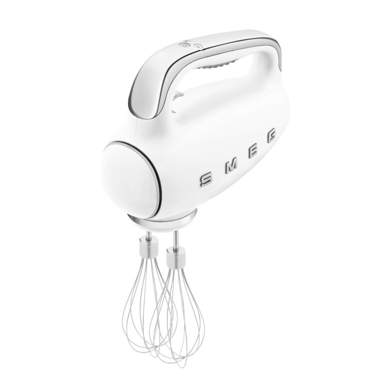 SMEG White 50's Retro Style Electric Hand Mixer with Set of Dough Hooks, Set of Beaters, and Set of Whisks - Image 4