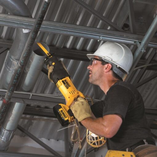 DEWALT 20V MAX* Cordless Reciprocating Saw Kit (DCS380P1) - Image 3