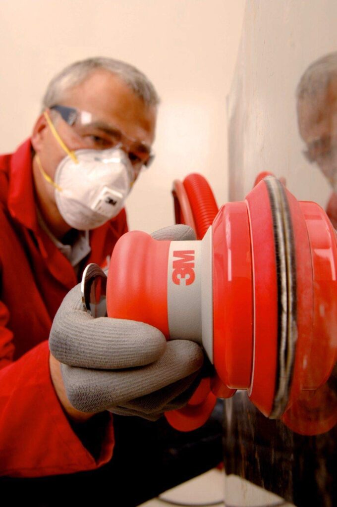 Cubitron Random Orbital Sander – Pneumatic Palm Sander – 6” x 3/16” Diam. Orbit – Stikit Disc Pad – For Wood, Composites, Metal – Original Series - Image 2