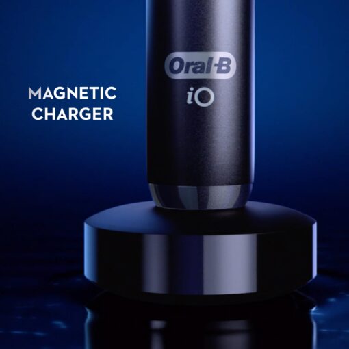 Oral-B iO Deep Clean + Protect Rechargeable Electric Toothbrush, White with a iO Series 7 Toothbrush, 2 Replacement Brush Heads, and a Charging Travel Case - Image 4