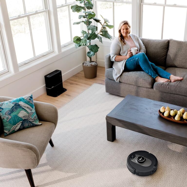 Shark UR2500SR AI Ultra Robot Vacuum, with Ultra Clean, Home Mapping, 30-Day Capacity Bagless Self Empty Base, Perfect for Pet Hair, WiFi, Compatible with Alexa, Black/Silver (Renewed) - Image 3
