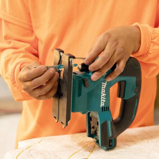 Makita XVJ04Z 18V LXT® Lithium-Ion Brushless Cordless Jig Saw, Tool Only - Image 4
