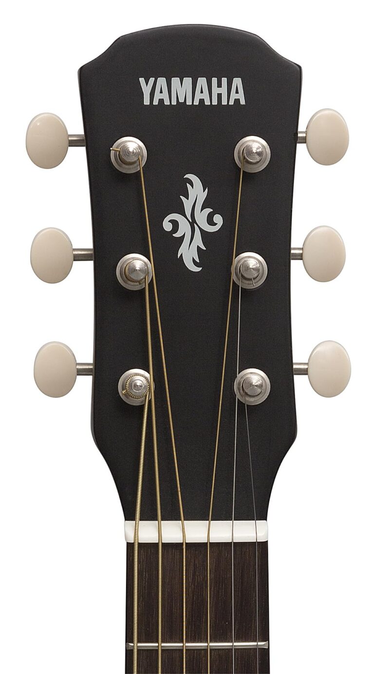 Yamaha APXT2 3/4-Size Acoustic-Electric Guitar with Gig Bag - Old Violin Sunburst - Image 3