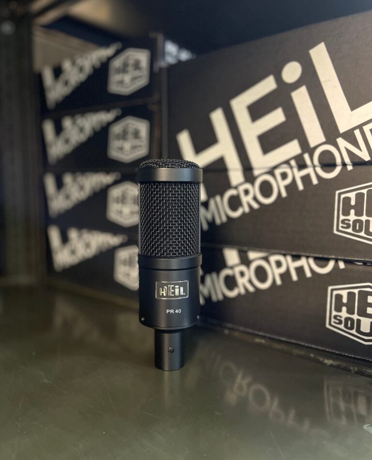 Heil PR 40 Dynamic Microphone for Streaming, Podcast, Recording, and Broadcast, XLR Microphone for Live Music, Wide Frequency Response, Smooth Sound, Superior Rear Noise Rejection and Durable - Black - Image 4
