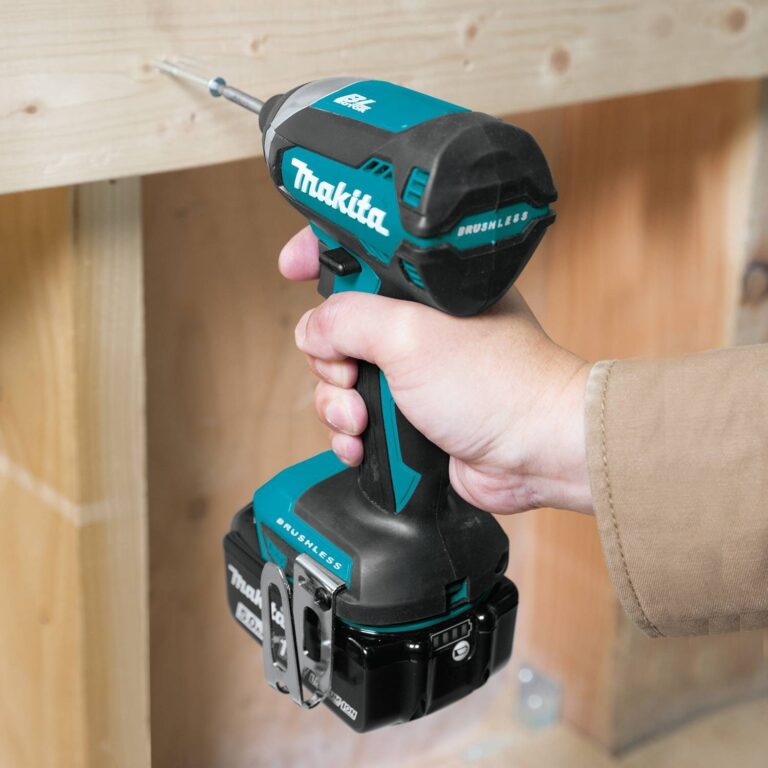 Makita XT269T 18V LXT Lithium-Ion Brushless Cordless 2-Pc. Combo Kit (5.0Ah) - Image 9
