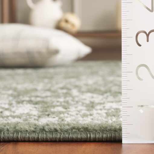 SAFAVIEH Adirondack Collection Area Rug - 9' x 12', Dark Green & Ivory, Transitional Design, Stain Resistant, Ideal for High Traffic Areas in Living Room, Bedroom & Dining Room (ADR109Y-9) - Image 3