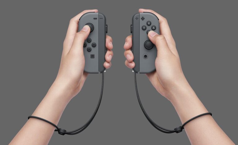 Nintendo Switch with Gray Joy‑Con - HAC-001(-01) - Image 5