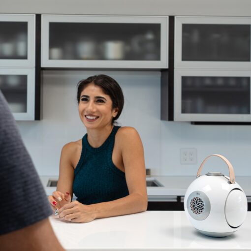 UB+ dB1 doubleBASS Waterproof Bluetooth Speaker White | 40W Hi-Fi Sound with Deep Bass, 20H Playtime, IPX5 & TWS Pairing (Glossy White) - Image 7