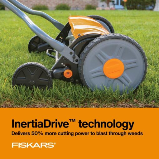 Fiskars Push Reel Lawn Mower, StaySharp, Self-Propelled Manual Eco-Friendly Cordless Grass Trimmer, 17" Cut Width - Image 6