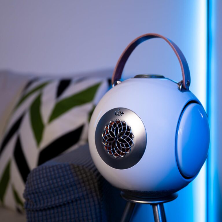 UB+ dB1 doubleBASS Waterproof Bluetooth Speaker White | 40W Hi-Fi Sound with Deep Bass, 20H Playtime, IPX5 & TWS Pairing (Glossy White) - Image 6