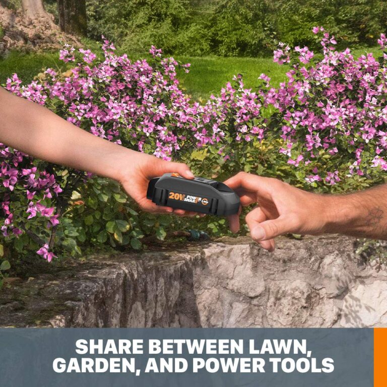 WORX 20V Power Share 4" Cordless Shear and Shrubber Trimmer Bundle with Battery & Charger - Image 2