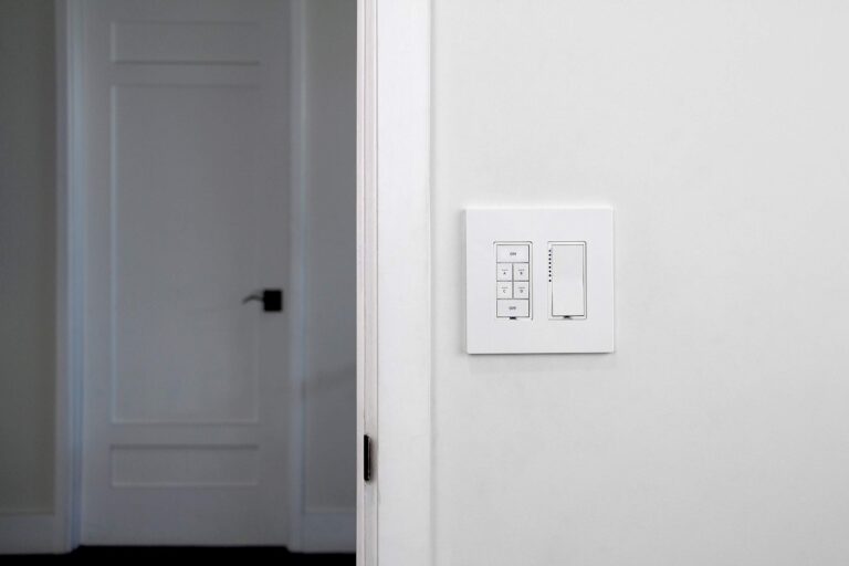 Insteon Smart On/Off 6-Button Keypad, KeypadLinc In-Wall Controller, 2487S (White) - Insteon Hub required for voice control with Alexa & Google Assistant - Image 3