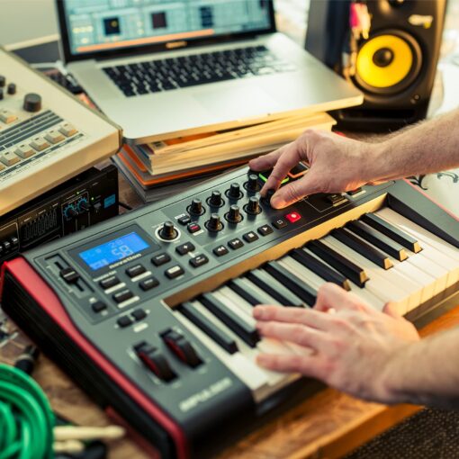 Novation Impulse 49 Keys USB bus-powered MIDI Controller Keyboard – Robust, ultra-responsive, full-size piano keyboard with aftertouch and velocity-sensitive pads – works on Mac or Windows - Image 5