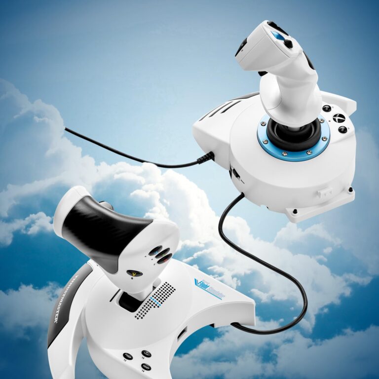 Thrustmaster T-Flight Hotas One Microsoft Flight Sim 2024 Collectors Edition (compatible with Xbox Series X|S and PC) - Image 6