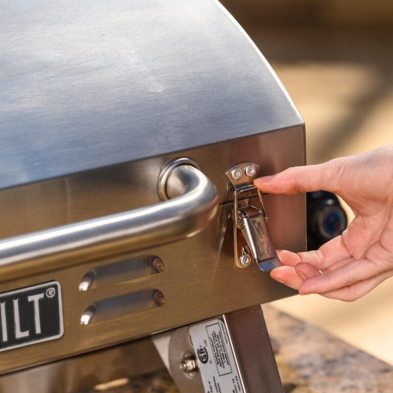 Masterbuilt Portable Propane Gas Grill with Folding Legs, Chrome-Coated Warming Rack and 288 Cooking Square Inches in Stainless Steel, Model MB20030819 - Image 4