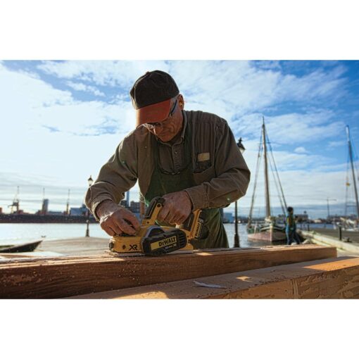 DEWALT 20V MAX Planer, 30,000 Cuts Per Minute, 2 mm Cut Depth, Brushless Motor, Bare Tool Only (DCP580B) - Image 6