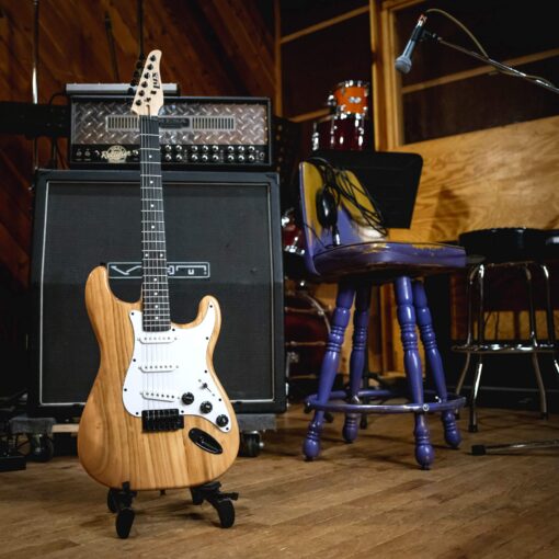 LyxPro Electric Guitar 39" inch Full Beginner Starter kit Full Size with 20w Amp, Package Includes All Accessories, Digital Tuner, Strings, Picks, Tremolo Bar, Shoulder Strap, and Case Bag - Natural - Image 2