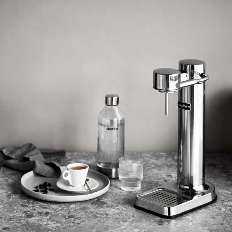 aarke Carbonator lll with CO2 Cylinder, Sparkling & Carbonation Water Machine, Stainless Steel with PET BPA-Free Reusable Bottle Volume 800 mL (Stainless Steel) - Image 2