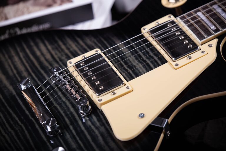 GROTE Guitar Solid Body Electric Guitar with Gigbag LPYS-006 (Black) - Image 2