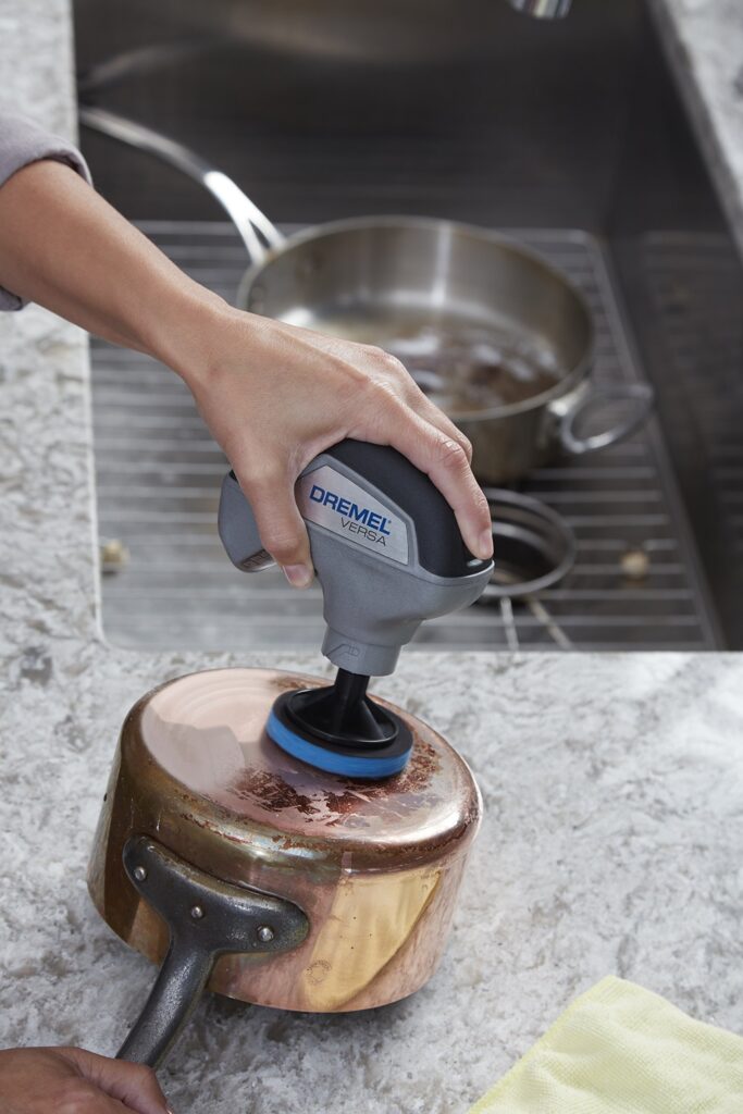 Dremel Versa - Cleaning Tool, Cordless Power Spin Scrubber Kit with 1 Splash Guard, 1 Bristle Brush and 9 Multi-Purpose Cleaning Pads for Faster, Easier Cleaning and Scrubbing - Image 6