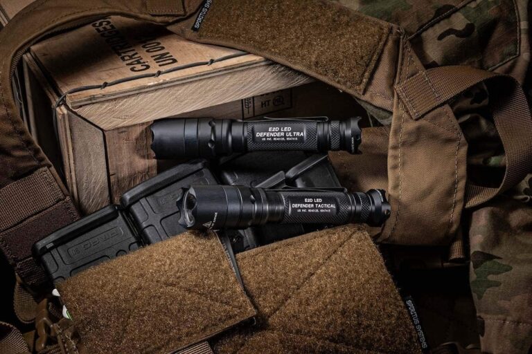SureFire E2D Defender Ultra (E2DLU-A) 1000 Lumens Dual-Output Tactical Flashlight LED - Bundle with 4 Extra CR123A Batteries and Battery Case - Tailcap Click Switch Light, EDC Defense Flashlights - Image 4