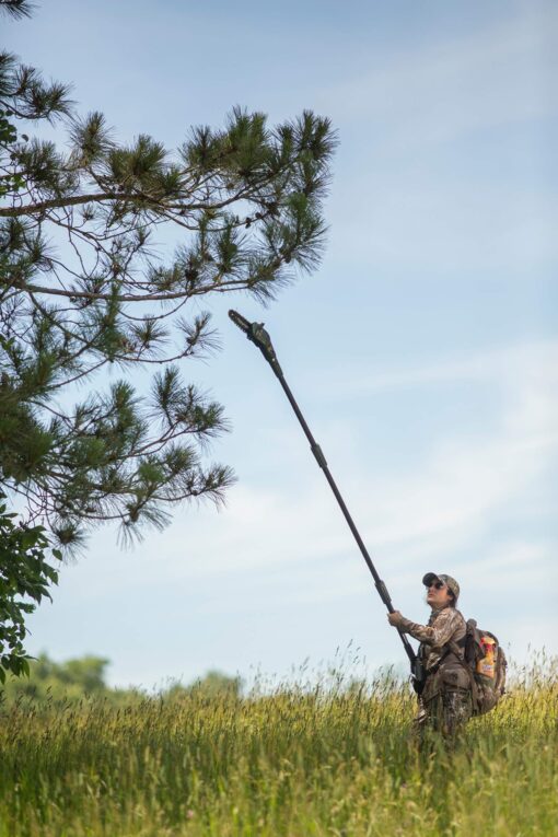 Hooyman Cordless 40 Volt Pole Saw with In-Line 8in Saw, Auto-Oiler, 40V Battery with Charge Indicator, Ergonomic Grip, and Carry Case for Cutting, Tree Trimming, Hunting, Camping, and Outdoors - Image 3