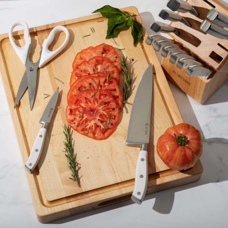 Yatoshi 15 Piece White Knife Block Set - Pro Kitchen Knife Set Ultra Sharp High Carbon Stainless Steel with Ergonomic Handle - Image 9