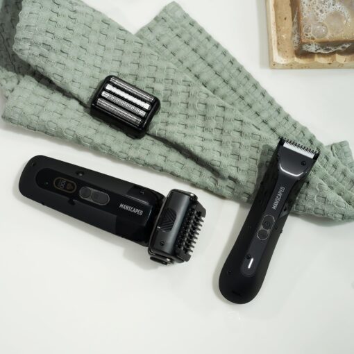 MANSCAPED® The Chairman™ PRO & The Lawn Mower® 5.0 Ultra - Men's Face Shaver with Two SkinSafe® Blades, Four-Blade Foil & Stubble Trimmer & Dual-Head Groin & Body Hair Trimmer with Toiletry Bag - Image 9