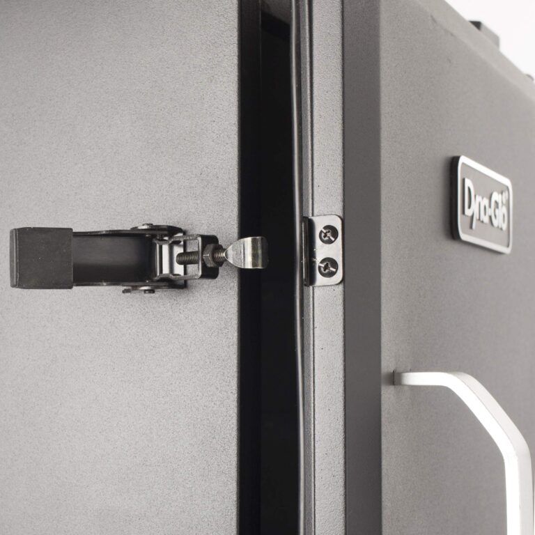 Dyna-Glo DGU732BDE-D 30" Digital Electric Smoker - Image 5