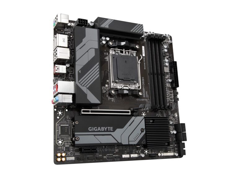 GIGABYTE B650M DS3H (AM5/ LGA 1718/ AMD/ B650/ Micro ATX/ 5-Year Warranty/ DDR5/ PCIe 4.0 M.2/ PCIe 4.0/ USB 3.2 Gen2X2 Type-C/ 2.5GbE LAN/Motherboard) - Image 4