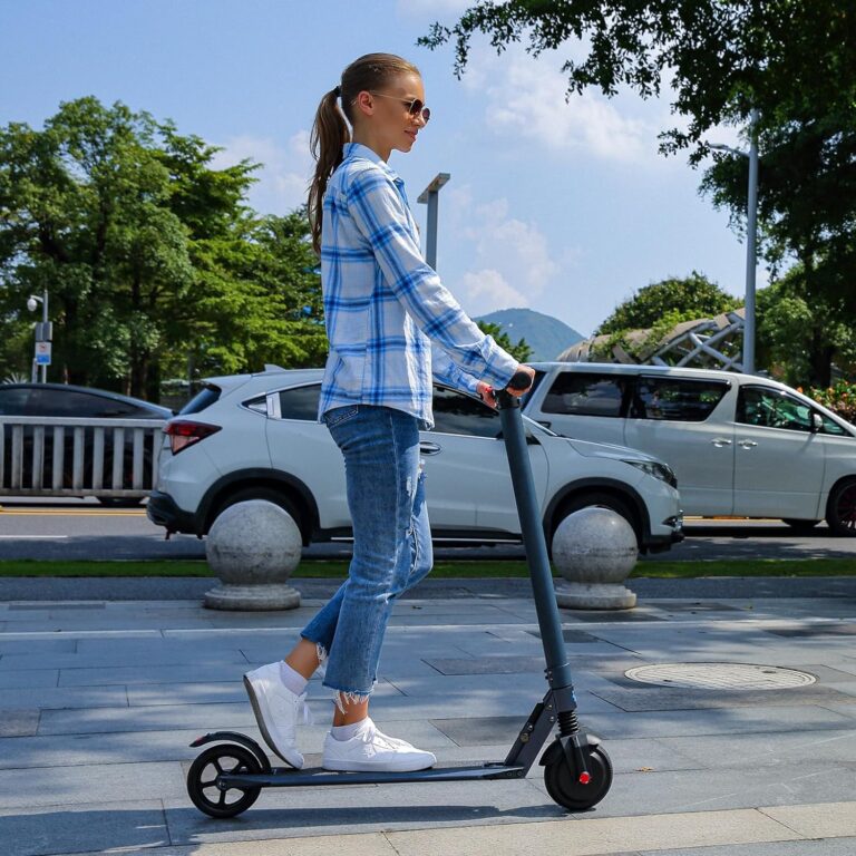 Caroma Electric Scooter Adults, Up to 15.5 Miles Range & 15 MPH Speed, 250W Foldable Electric Scooters for Adults & Kids, Fast Commuting E Scooter for Adult with Braking System, Matte Blue - Image 2