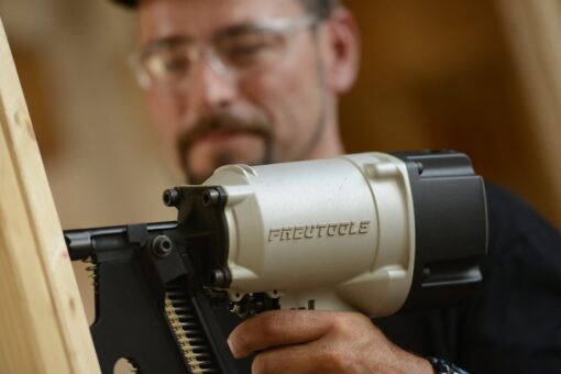 PneuTools SN2283H 21 Degree Framing Nailer with Rafter Hook - Image 2