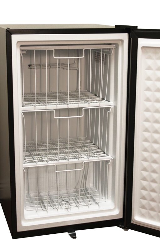 SPT UF-304SS: 3.0 cu.ft. Upright Freezer in Stainless Steel - ENERGY STAR - Image 4