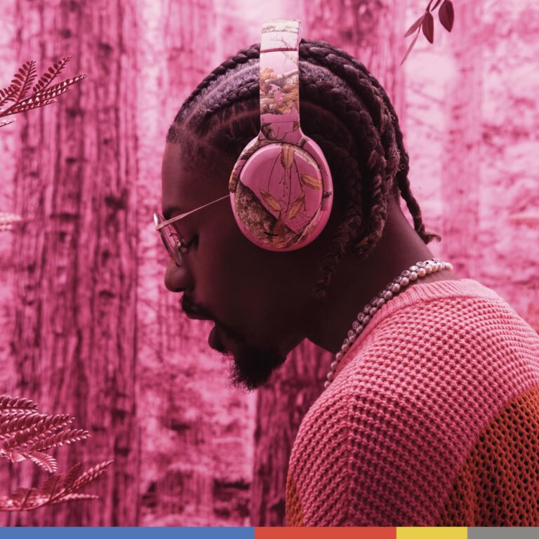 Skullcandy Crusher ANC 2 Over-Ear Active Noise Cancelling Wireless Bluetooth Headphones with Sensory Bass, Alexa Voice Control, 50 Hr Battery, Microphone - Realtree Edge Colors Pink - Image 3