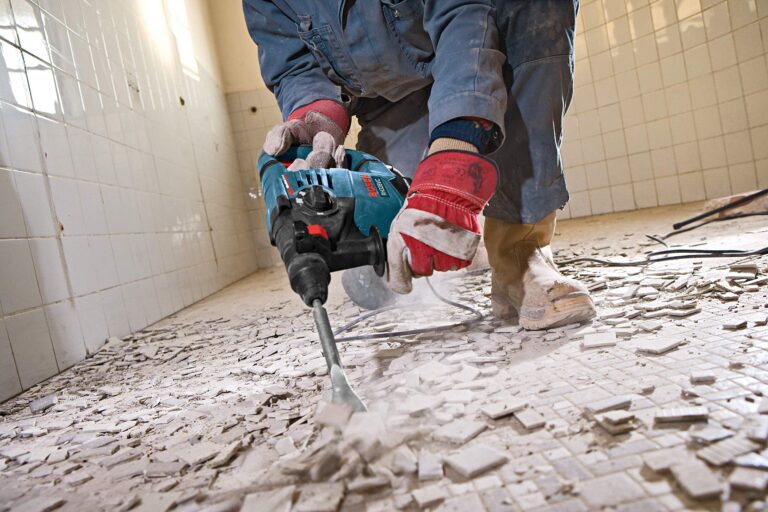 BOSCH RH328VC 1-1/8 Inch SDS-plus Rotary Hammer with Variable Speed, Vibration Control - Image 3