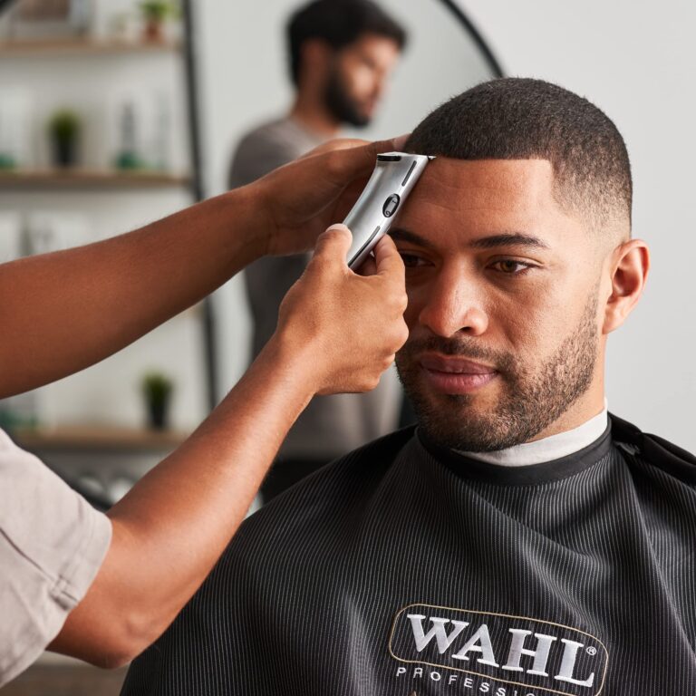 Wahl Professional - Sterling Big Mag Cordless Clipper and Sterling Mag Hair Trimmer Set - Salon-Quality Electric Hair Cutting Tools for Men and Women - Image 4