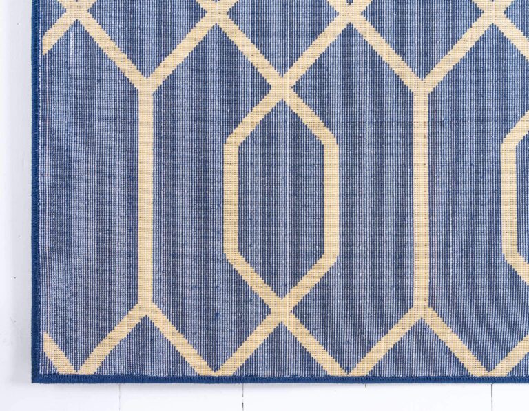 Marilyn Monroe Glam Collection Area Rug - Trellis (7' 10" x 10' Rectangle, Navy Blue Gold/ Gold) - Image 2