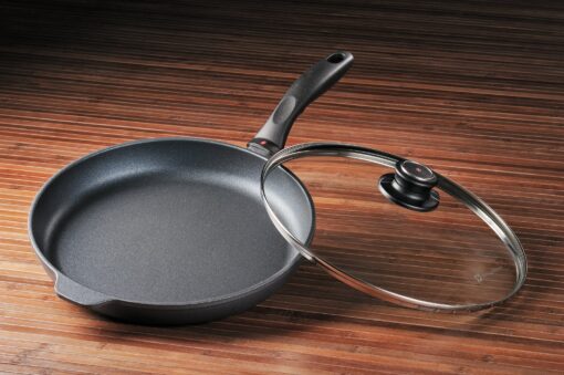 Swiss Diamond Frying Pans Nonstick with Lid, Features Stainless Steel Handle, Nonstick Diamond Coated Aluminum Skillets and Oven Safe Frying Pans with Lids, Cover Included, 11 Inch - Image 8