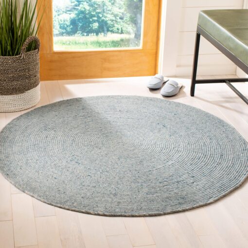 SAFAVIEH Braided Collection 7' Round Turquoise BRD901K Handmade Country Cottage Reversible Wool Entryway Foyer Living Room Bedroom Kitchen Area Rug