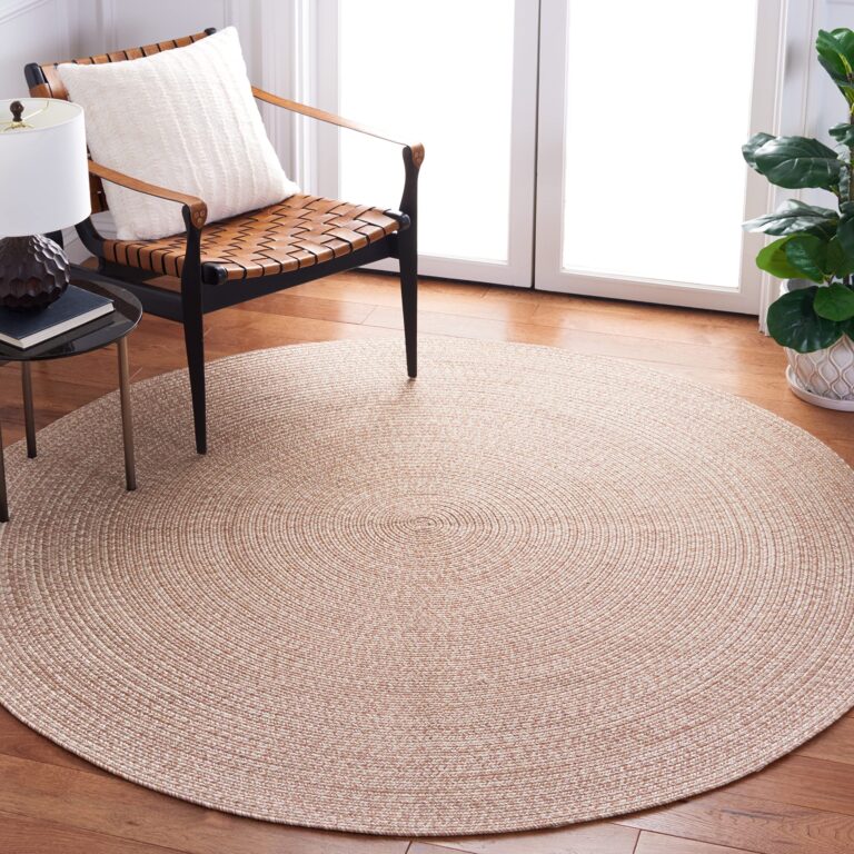 SAFAVIEH Braided Collection 7' Round Natural BRA201B Handmade Farmhouse Entryway Foyer Living Room Bedroom Kitchen Area Rug