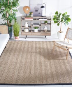 SAFAVIEH Natural Fiber Collection Area Rug - 10' Square, Natural & Black, Border Herringbone Seagrass Design, Easy Care, Ideal for High Traffic Areas in Living Room, Bedroom (NF115C)