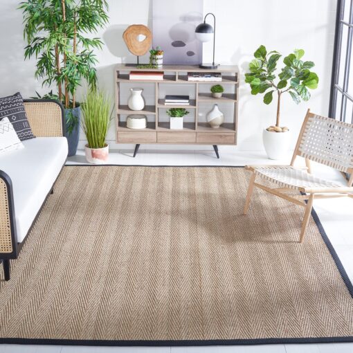 SAFAVIEH Natural Fiber Collection Area Rug - 10' Square, Natural & Black, Border Herringbone Seagrass Design, Easy Care, Ideal for High Traffic Areas in Living Room, Bedroom (NF115C)