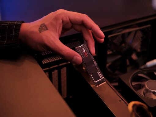 SAMSUNG 990 PRO SSD NVMe M.2 PCIe Gen4, M.2 2280 Internal Solid State Hard Drive, Seq. Read Speeds Up to 7,450 MB/s for High End Computing, Gaming, and Heavy Duty Workstations, MZ-V9P2T0B/AM - Image 4